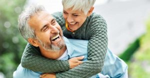 Read more about the article Nurturing Smiles: A Guide to Oral Care for Seniors