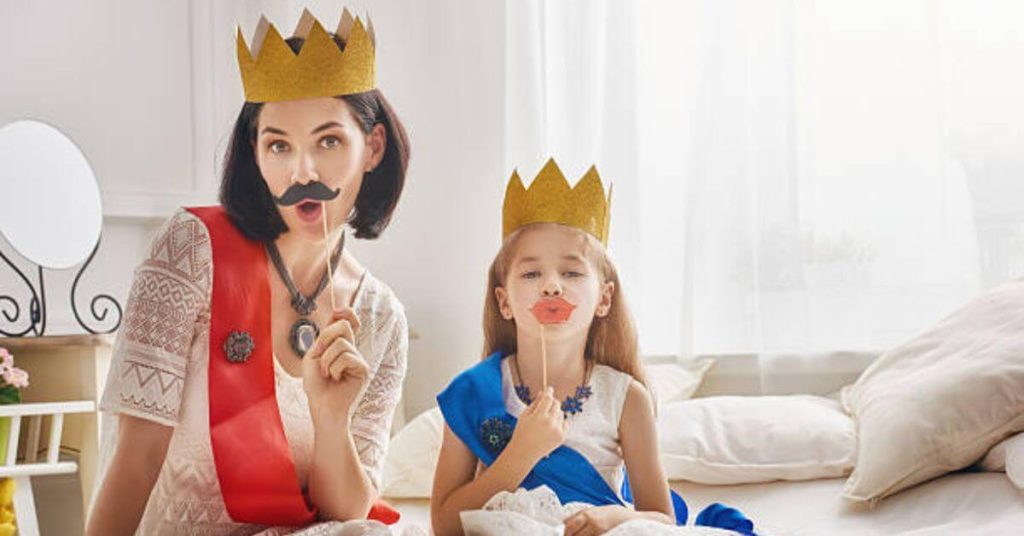 Read more about the article To Crown or Not to Crown: A Comedy of Errors in Deciding Whether a Tooth Deserves the “Royal” Treatment